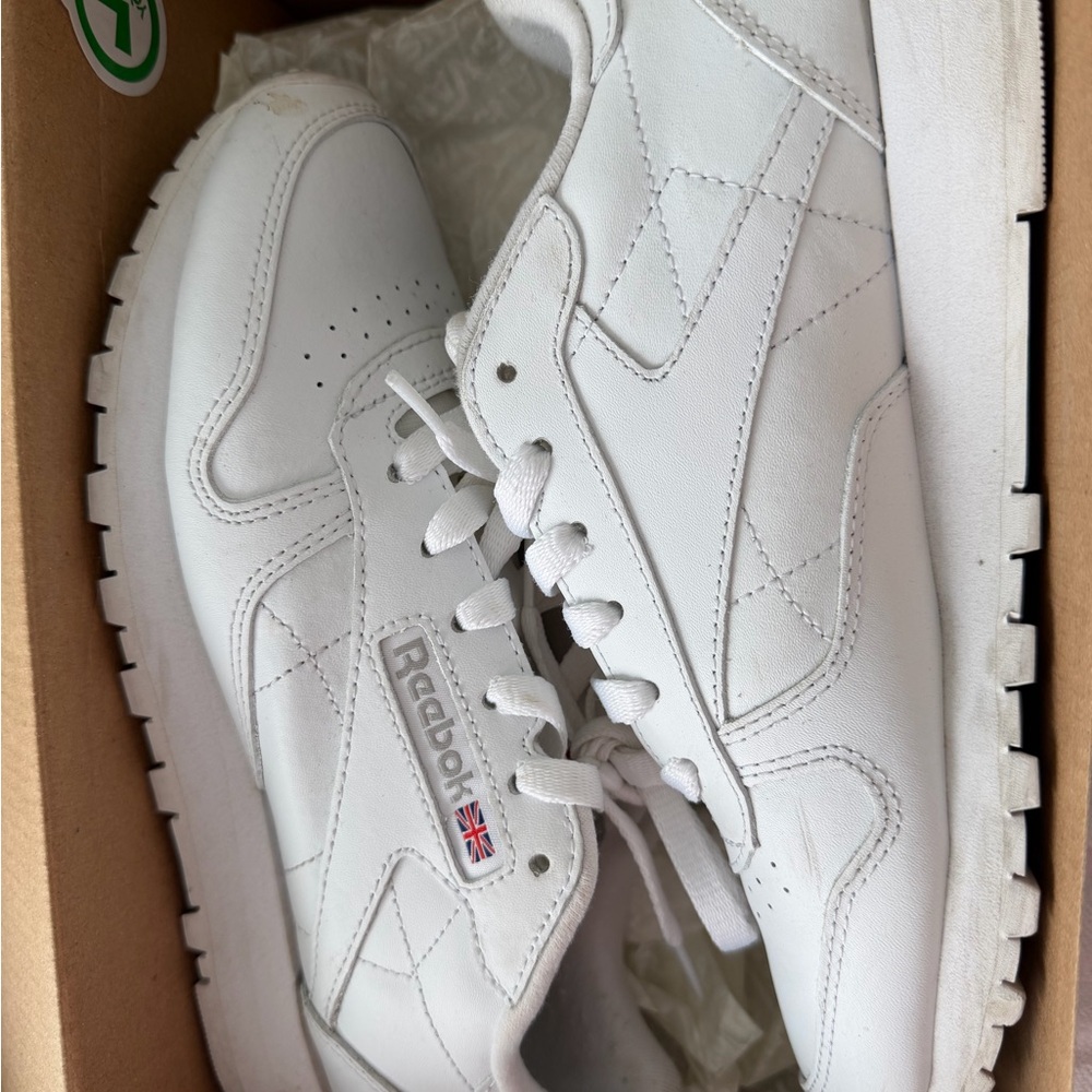 Reebok Classic White 059503 sneakers Size 7